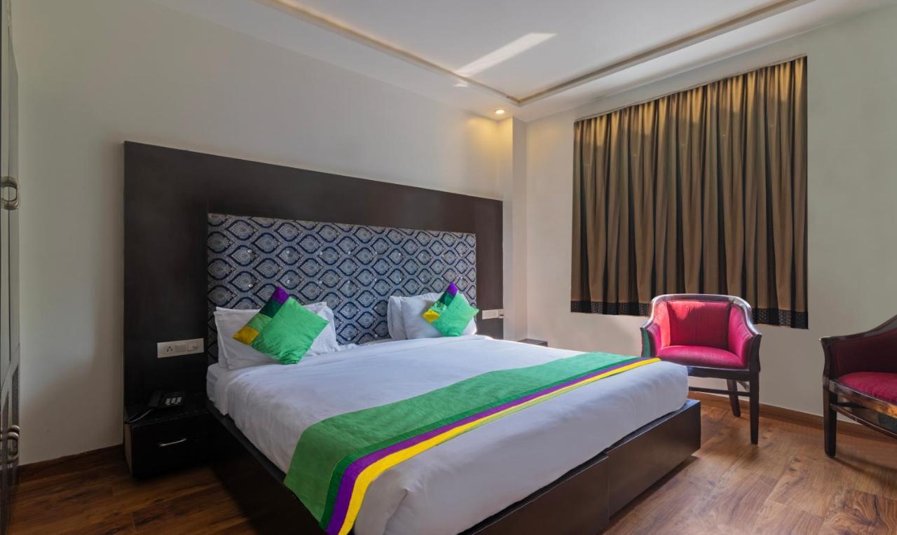 Hotel Treebo The Royal Taj, Near Taj Mahal Agra  Exterior foto